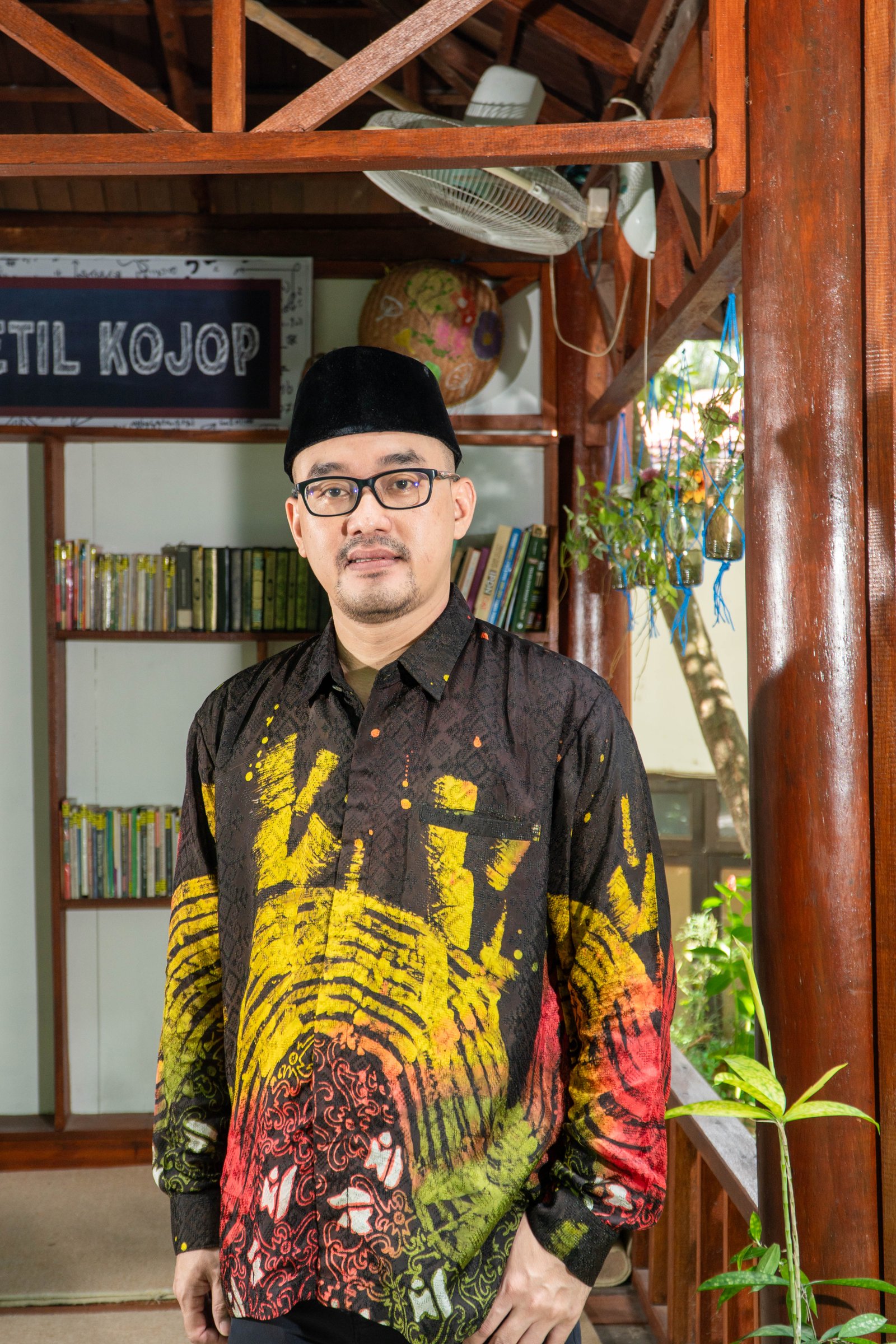 Dr. (HC) H. INDRA PERMANA, S.Sos